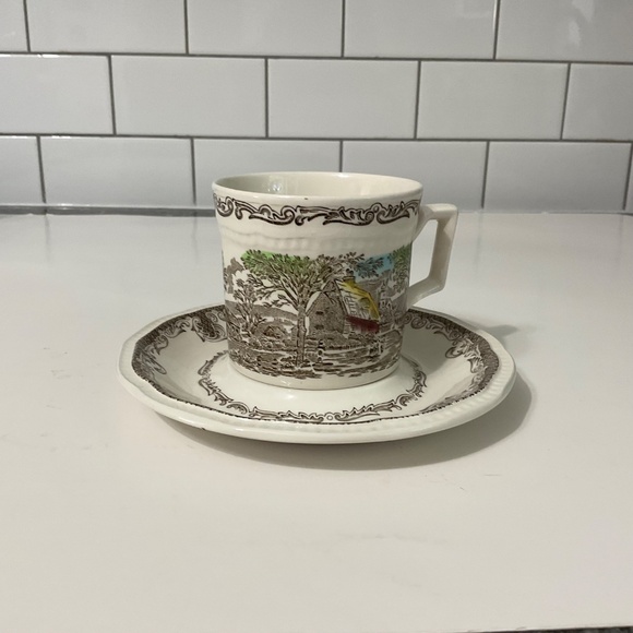 VTG Kensington Staffords Shakespeare's Sonnets Cup and Saucer Spring England - Picture 2 of 7